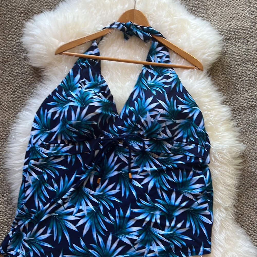 Coastal Blue Tankini, 2X 16W misses 18  flattering like new-nice.swim pretty